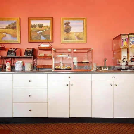 Best Western Sea Island Inn 